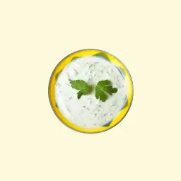 سلطة خيار وزبادي